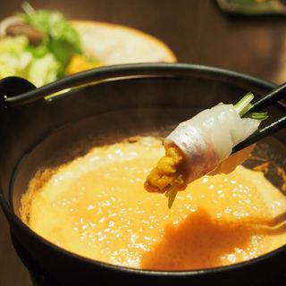 四季折々、旬の素材を使った和食をお楽しみいただけます。