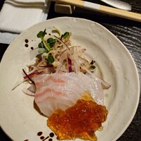 隠れ房 川崎店 - 真鯛　和ハーブ　赤酢のジュレ