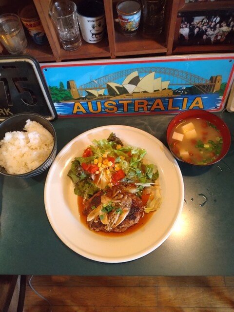 Kitchen &amp; Bar　PARI