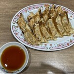 餃子の王将 - 餃子1人前310円※写真は2人前