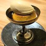 ボッテゴン - プリンバニラアイスのせ