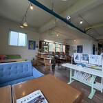 GOZZA - 店内は 広々  ゆったりしています！