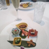 フカヒレ専門店 銀座七芳 - 