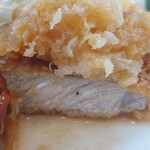 パキラ - カツの断面