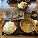 炭火焼 和めし処 しんぱち食堂 - 