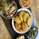 スパニッシュバル＆カフェ ニュートラル - 