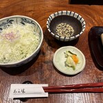 鎌倉かつ亭 あら珠 総本店 - 
