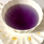 H&F BELX - ドリンク写真:鮮やかなパープル