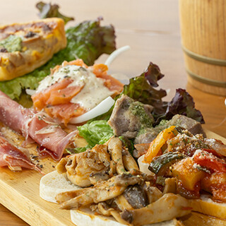 Bartender's cafe Vigorous_2