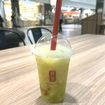 ゴンチャ - ドリンク写真:シャインマスカットヨーグルフローズン