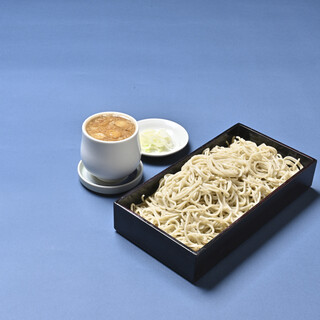 蕎麦の管理から出汁の製法にまでこだわる「せいろ」をご堪能あれ