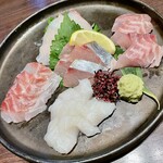 大和八木酒場 豊祝 - お造り5種盛り@2,490