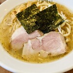 麺屋 翔 - 透き通る綺麗な鯖ダシ塩スープ