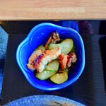 うな賀 - 胡瓜の揉み具合も"鰻"に合っている仕上げ。