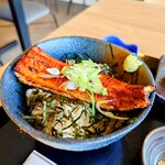 うな賀 - 限定ランチの"うな丼"。