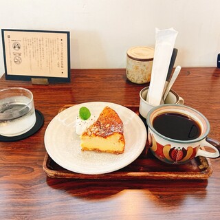 カモシカ書店_0