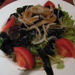 チャヤマクロビ - 海藻とトマトのサラダ