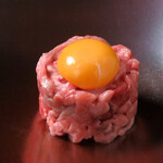 浜松焼肉うしいろ - うしいろ黒毛和牛ユッケ