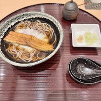 日本料理 うなぎ 松前 - うなとろ蕎麦