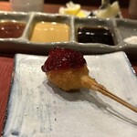 串かつ あーぼん - カマンベールチーズとブルーベリーソース