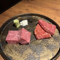 和牛とタン 焼肉 とみ 新橋本店 - シャトーブリアンとヒレ