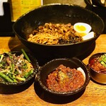 SPICY CURRY 魯珈 - 