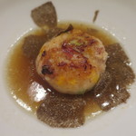 エクアトゥール - 枝豆ととうもろこし、オマールのしんじょう（秋トリュフを添えて）