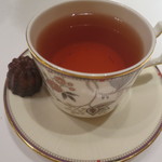 エクアトゥール - カヌレ、紅茶