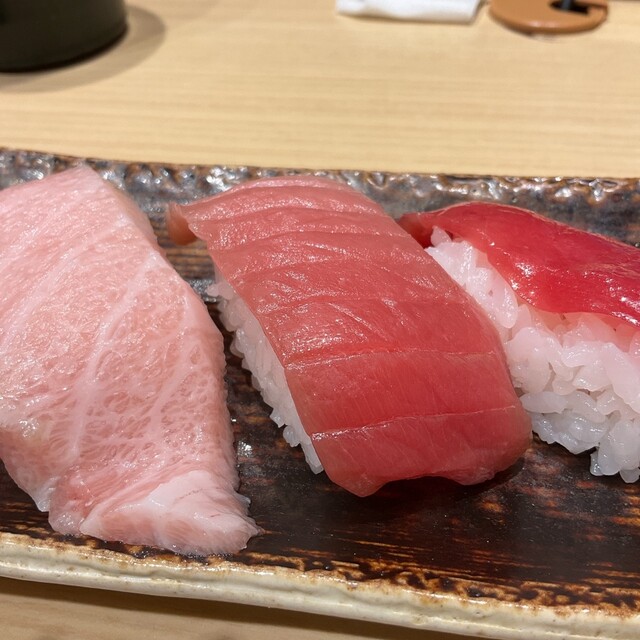 Daiki Suisan Kaiten Zushi Nanba Walk Ten