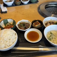 焼肉トラジ PARAM カレッタ汐留店 - 