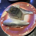 回し寿司 活 活美登利 - 光り物3貫