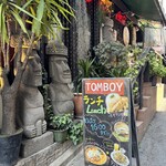 トム ボーイ カフェ - 外観