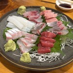 魚虎 - 刺身盛り合わせ