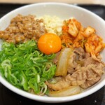 吉野家 - 料理写真:牛玉スタミナまぜそば、納豆キムチトッピング!