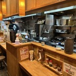 まこと屋 - 店内