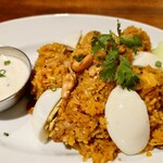 秋葉ビストロ ブルースカイ/炭火肉酒場 肉ごこち - 