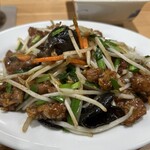 中華居酒屋 かれんこ - イチオシのニラレバ炒め。レバーの処理が丁寧で、クセも感じません。大変美味しいです。