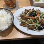 中華居酒屋 かれんこ - ニラレバごはん最高！