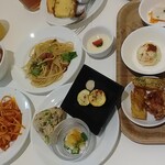 リタの農園 - 小鉢＋冷めたパスタでした