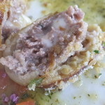 モナリザ - 茄子で包んだ仔羊ミンチ肉のロースト ハーブ風味のマスタードソース