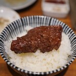 炭火焼肉ホルモンさわいし - 肉質、タレともにすっきりで無限スペック