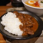 炭火焼肉ホルモンさわいし - 黒タンカレー