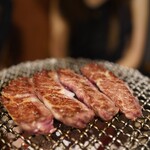 炭火焼肉ホルモンさわいし - 和牛特選ハラミ