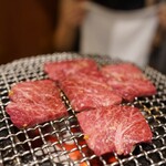 炭火焼肉ホルモンさわいし - 上カルビ