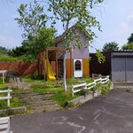 marma me - 店旁的遊樂設施