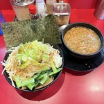 家系ラーメン たつ家 - 