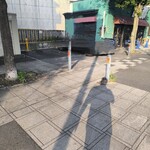 らーめん菊 - 駐車場は出にくい