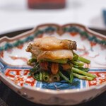 TOMONO - 2025.7 輪島産鮑（あわび）と空芯菜の腐乳炒め