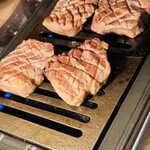 焼肉ダイニング MEGUMI - 