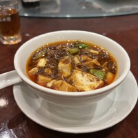 個室中華 頤和園 溜池山王店 - 